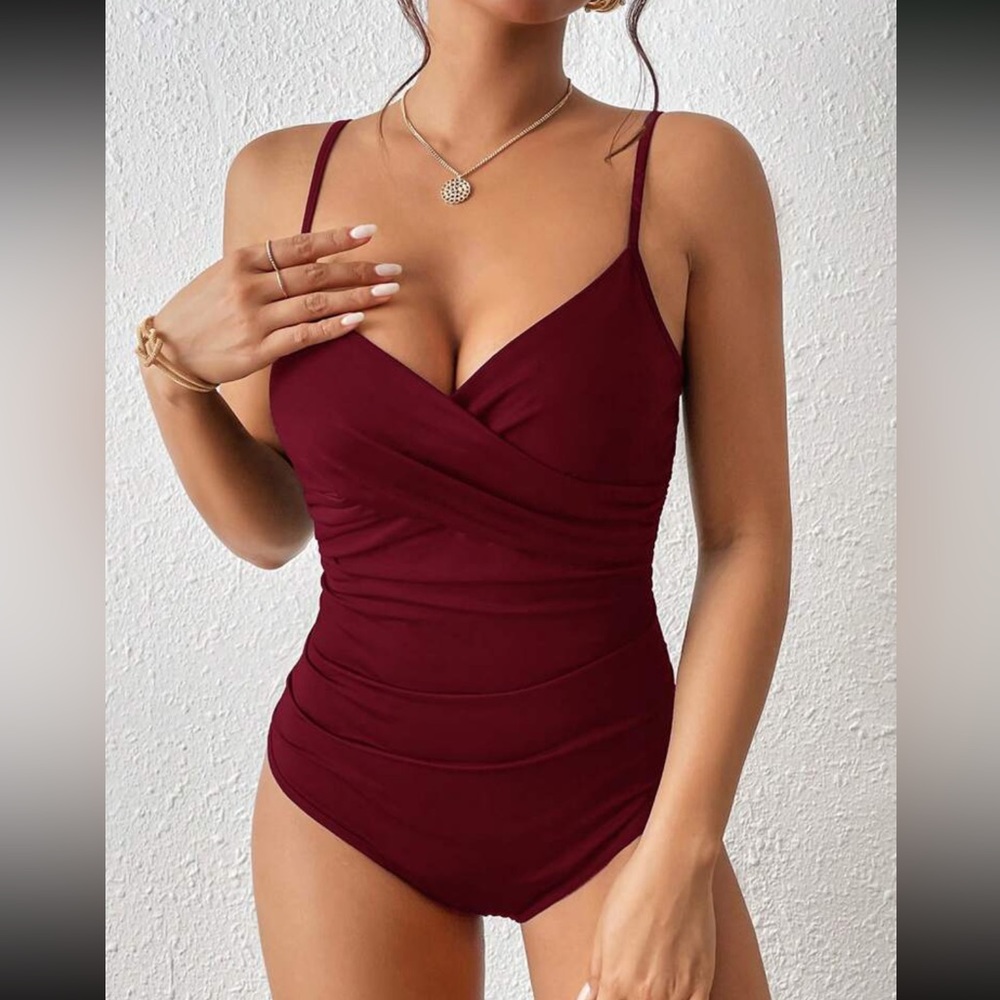 Twist front cami bodysuit - Picture 10 of 16